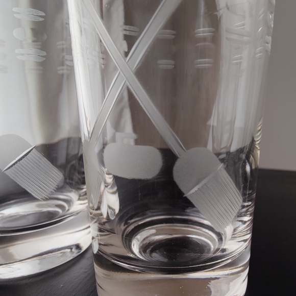 4 curling theme tumbler glasses - 10 oz - Picture 2 of 11